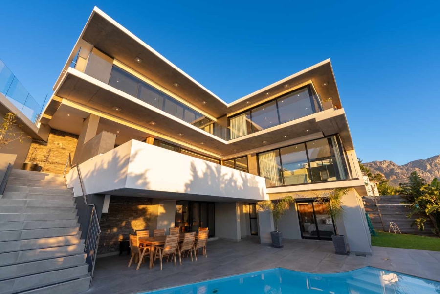 5 Bedroom Property for Sale in Camps Bay Western Cape